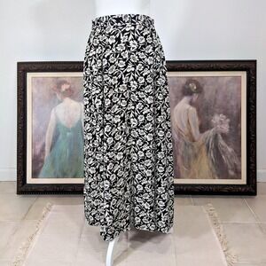 Vintage David Brooks black & white‎ floral maxi skirt — size 8.